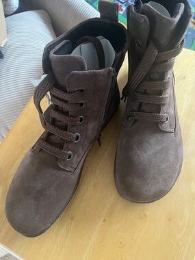 Groundies Barefoot Brown Suede Lace-Up Boots